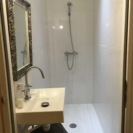 Homes D Opale, Caroline Pensionat