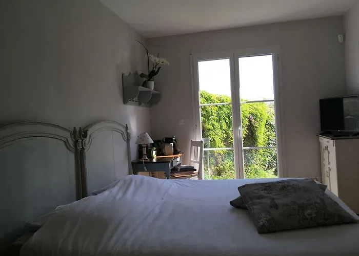 Homes D Opale, Caroline